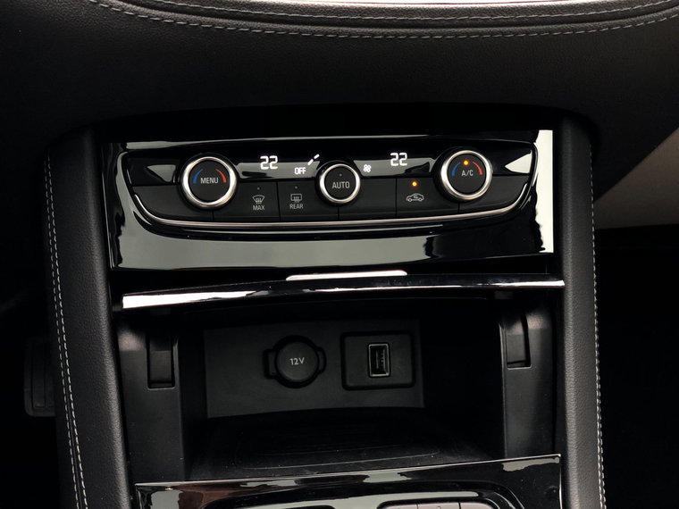 Vehicle Image 39