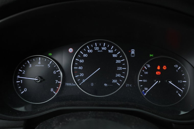 Vehicle Image 16