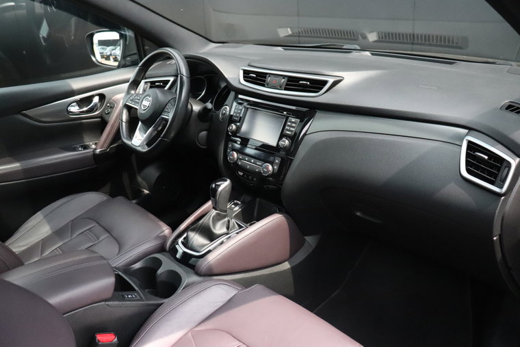 Vehicle Image 21