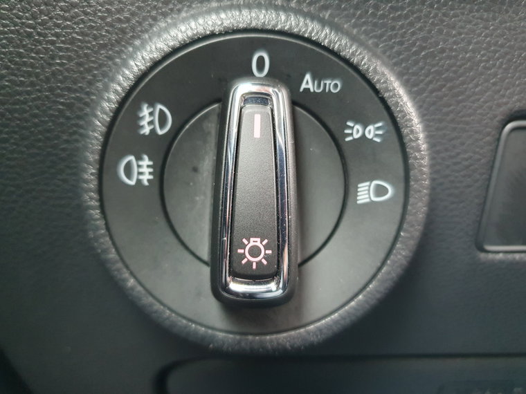 Vehicle Image 43