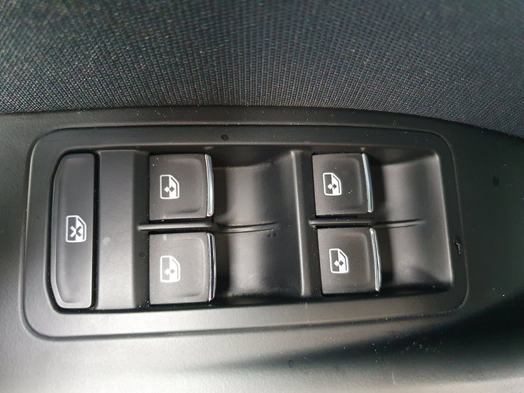 Vehicle Image 45
