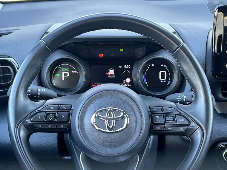 Vehicle Image 11