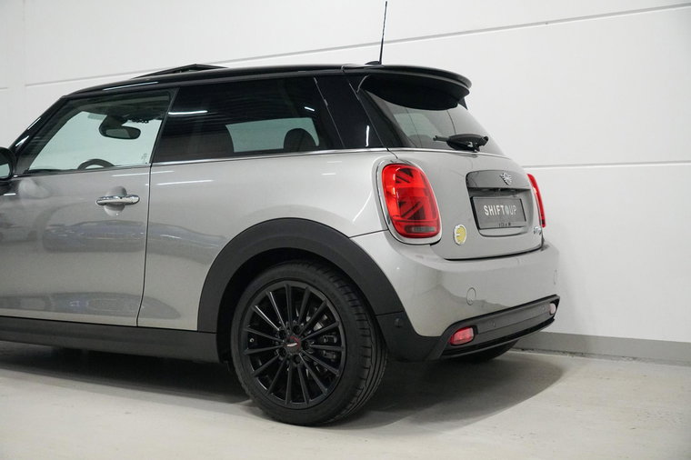Vehicle Image 40