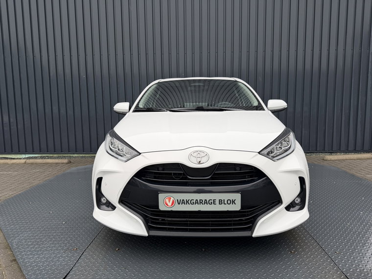 Vehicle Image 7