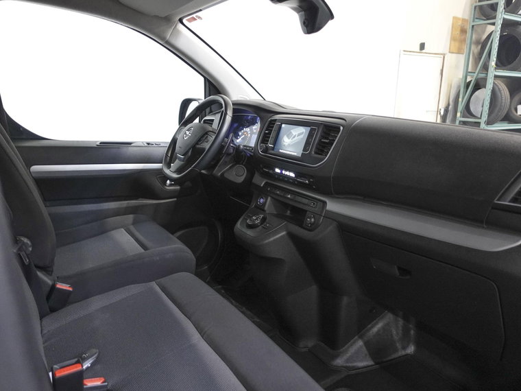 Vehicle Image 39