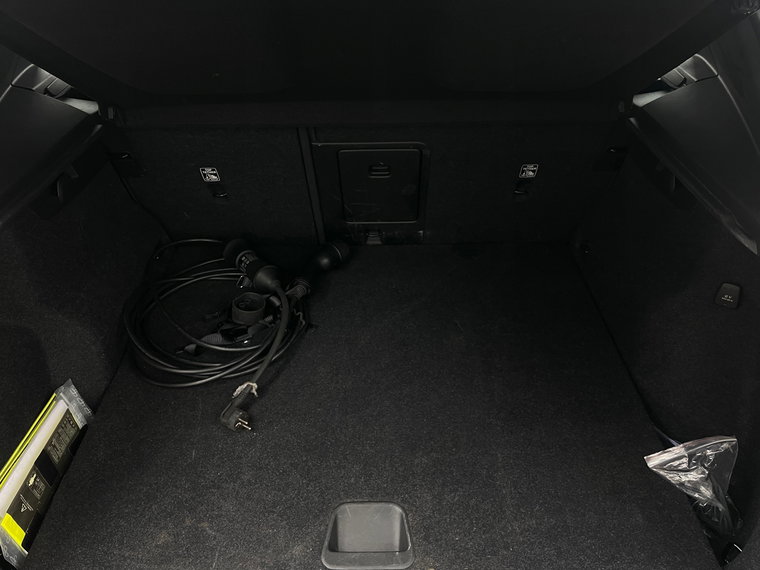 Vehicle Image 26