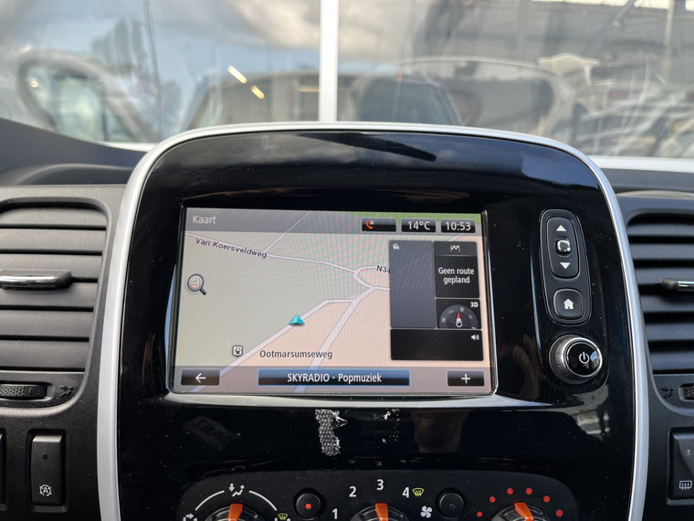 Vehicle Image 38