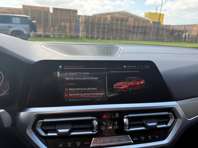 Vehicle Image 35