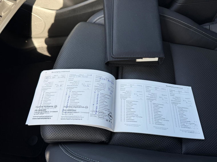 Vehicle Image 40
