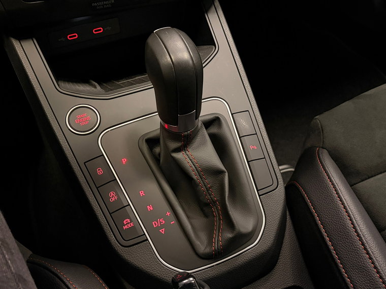 Vehicle Image 27