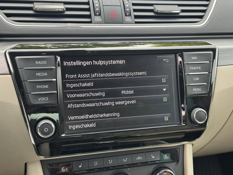Vehicle Image 33