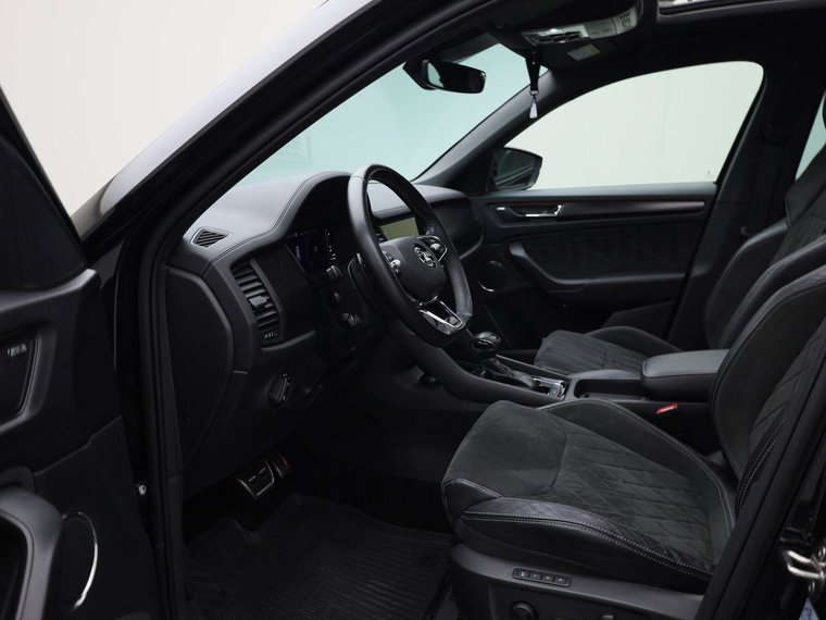 Vehicle Image 35