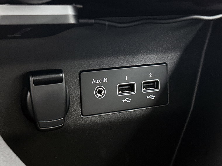 Vehicle Image 27