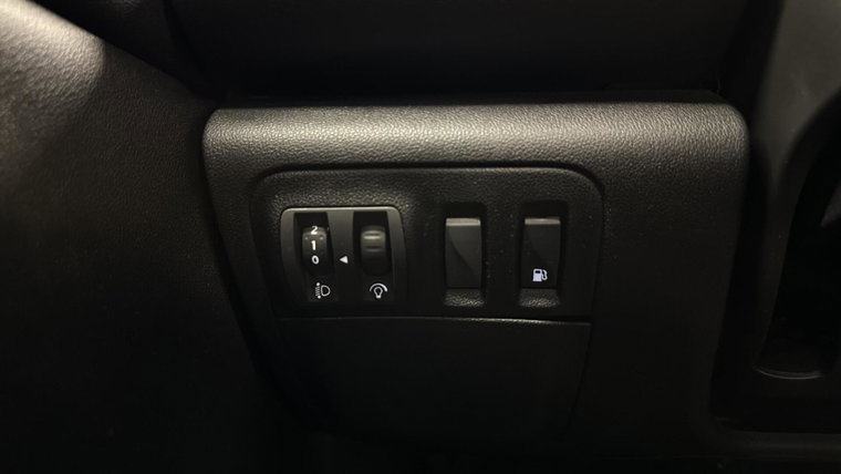Vehicle Image 26