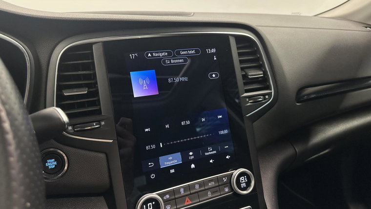 Vehicle Image 37