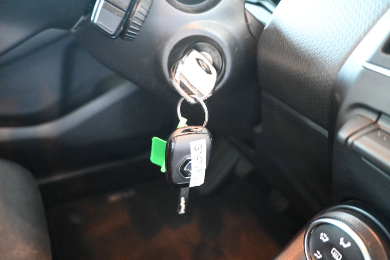 Vehicle Image 19