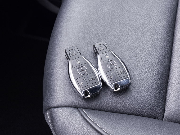 Vehicle Image 24