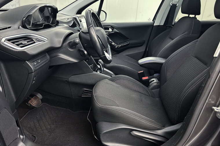 Vehicle Image 31