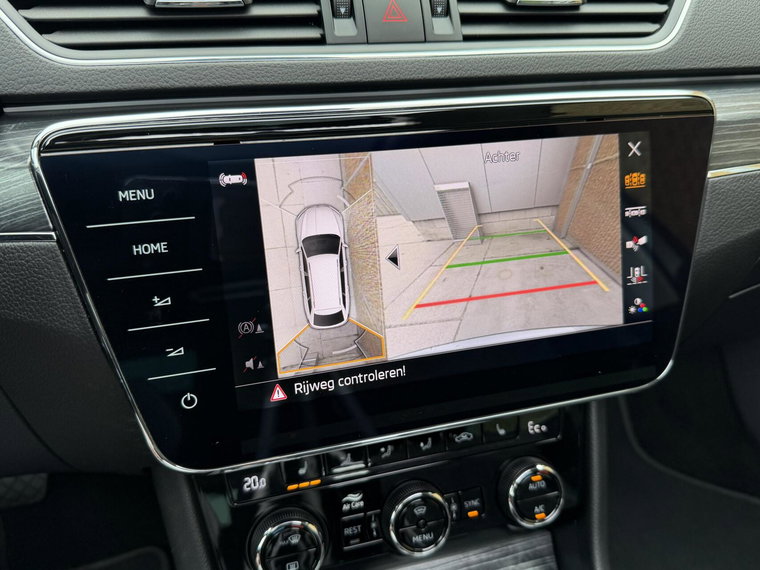 Vehicle Image 36