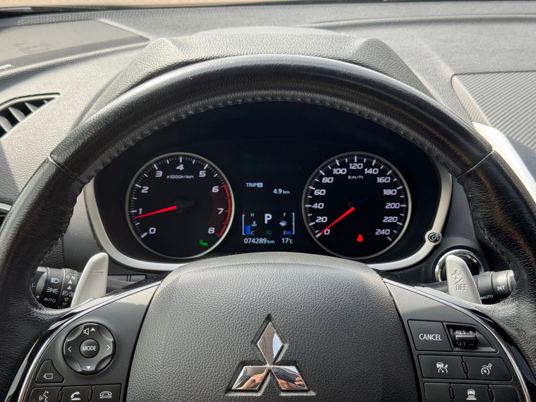 Vehicle Image 22