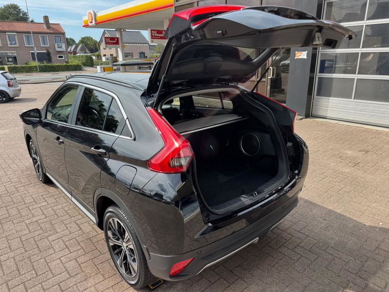 Vehicle Image 28