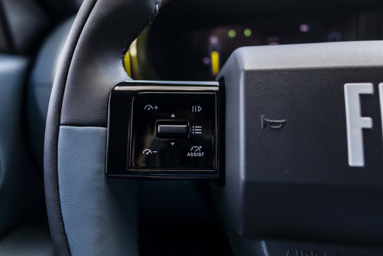 Vehicle Image 33