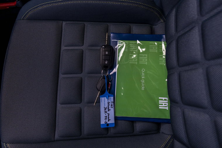 Vehicle Image 37