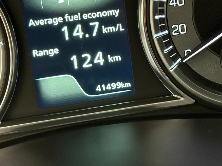Vehicle Image 19