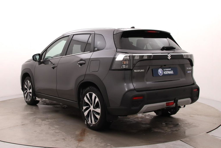 Vehicle Image 8
