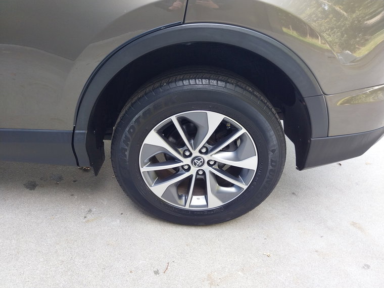 Vehicle Image 19