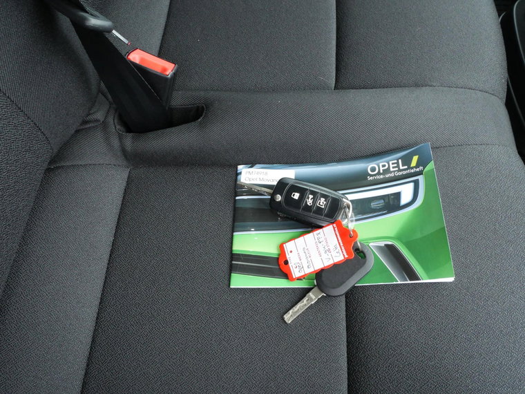 Vehicle Image 17