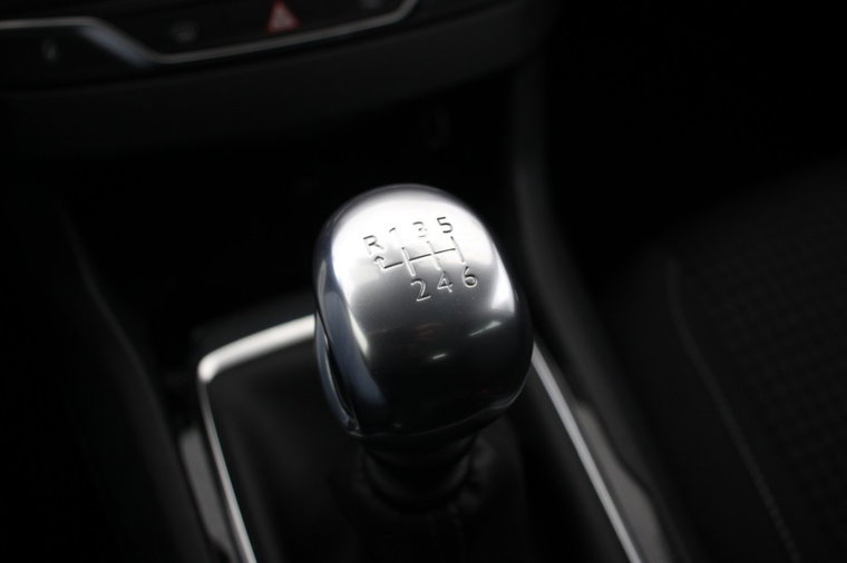 Vehicle Image 27