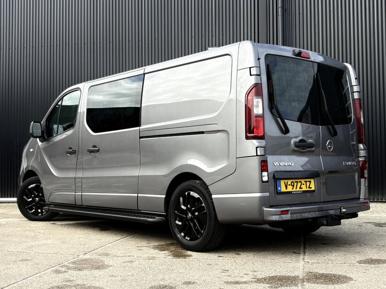Vehicle Image 22