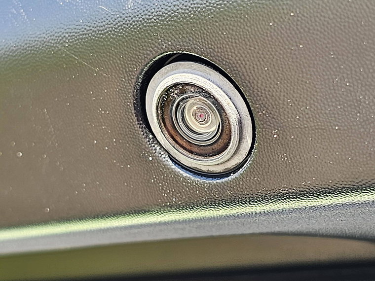 Vehicle Image 22