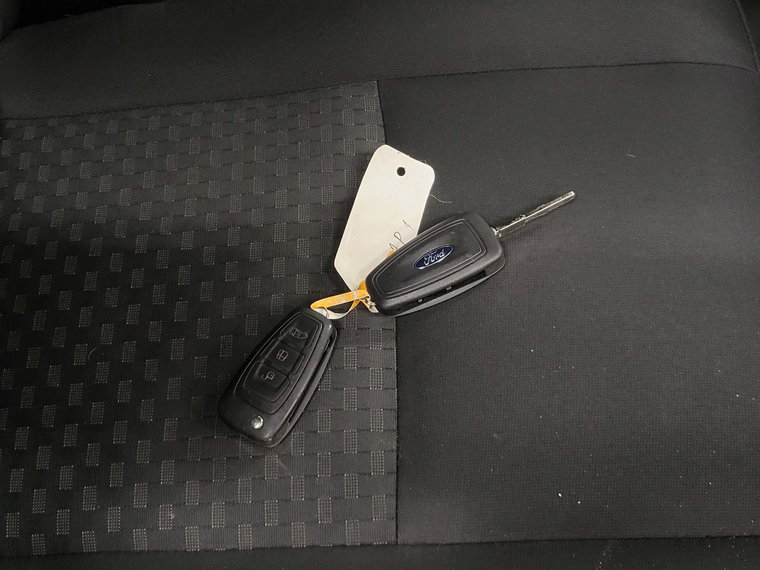 Vehicle Image 21