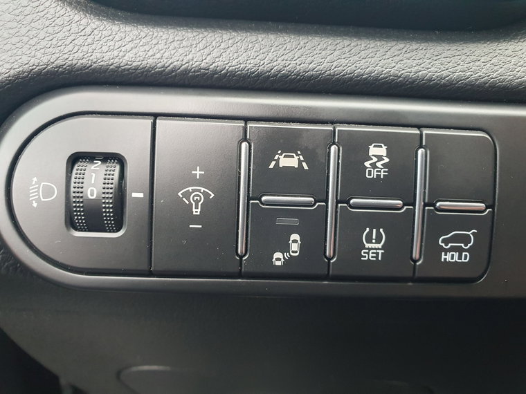 Vehicle Image 40