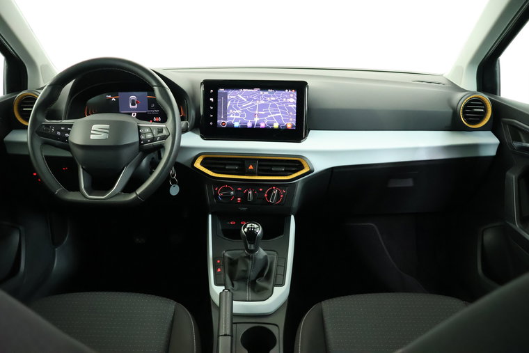 Vehicle Image 14