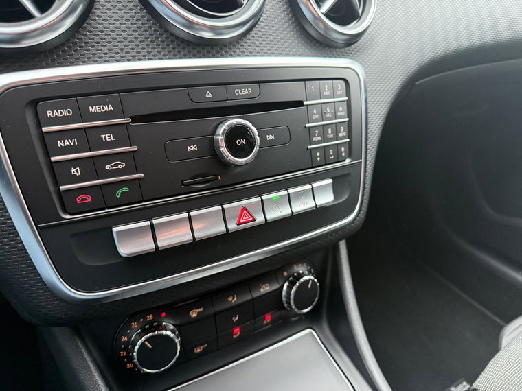 Vehicle Image 26