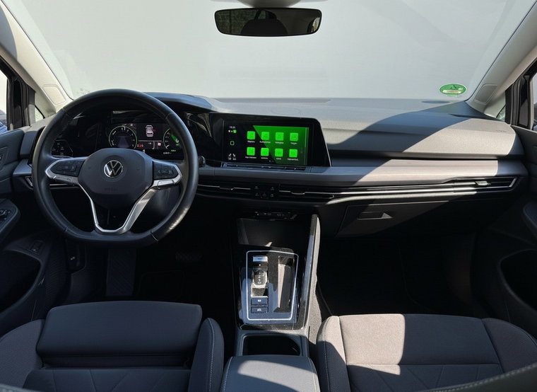 Vehicle Image 17