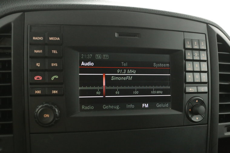 Vehicle Image 16