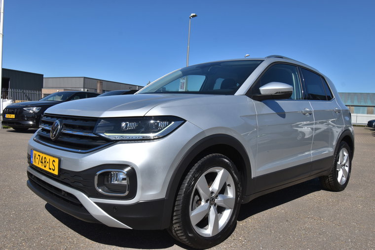 Vehicle Image 22