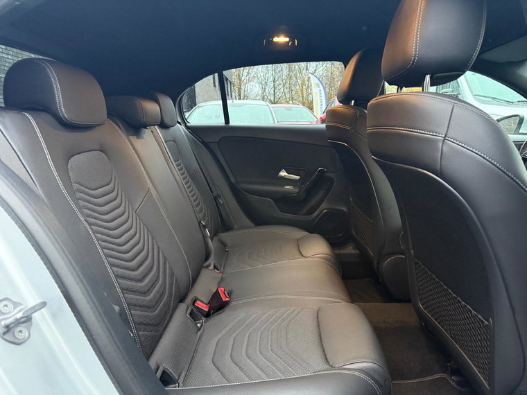 Vehicle Image 40