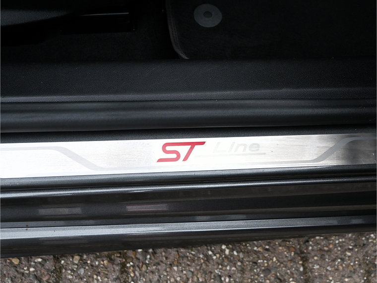 Vehicle Image 39