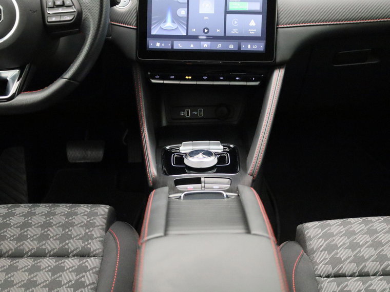Vehicle Image 35