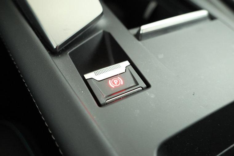 Vehicle Image 37