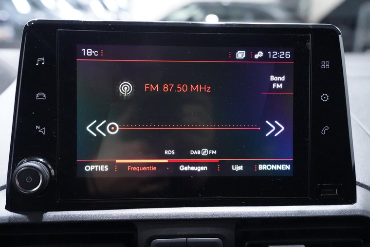 Vehicle Image 26