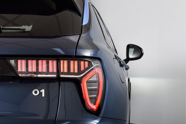 Vehicle Image 13
