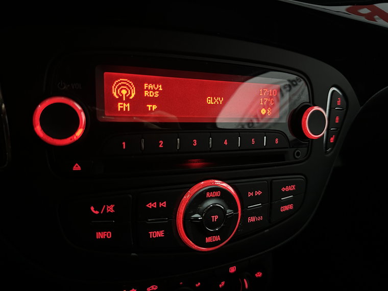 Vehicle Image 15
