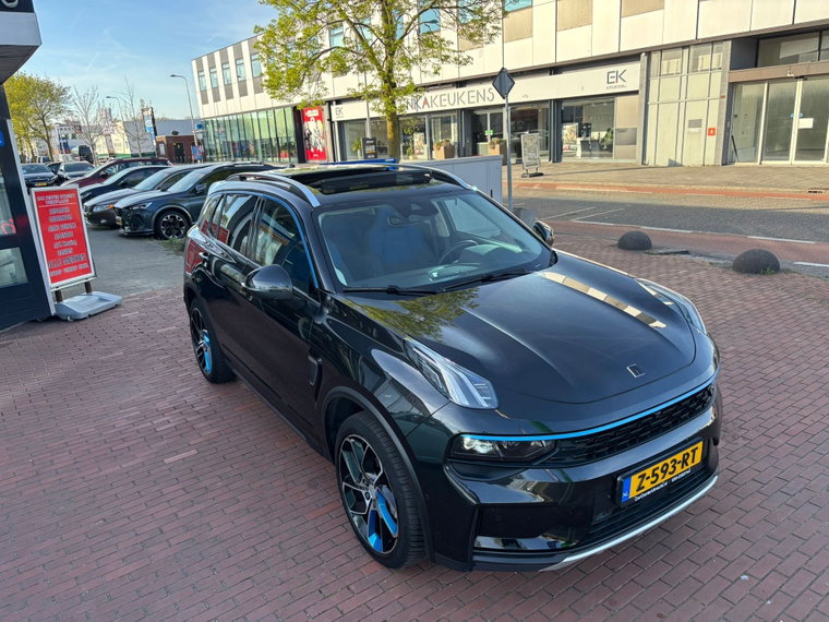 Vehicle Image 7