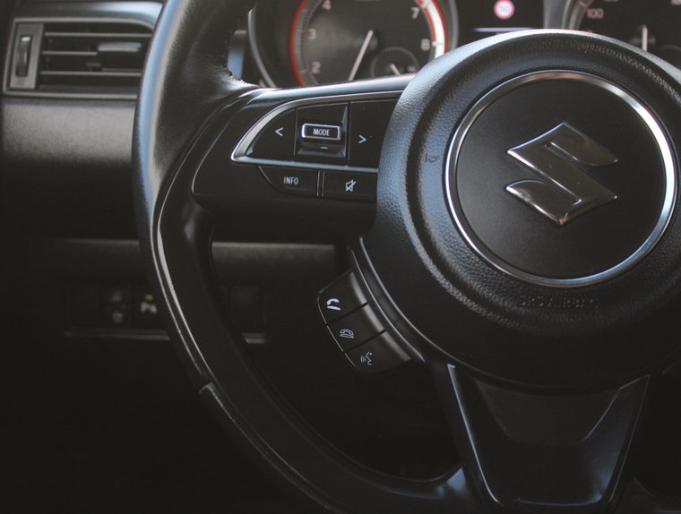 Vehicle Image 30